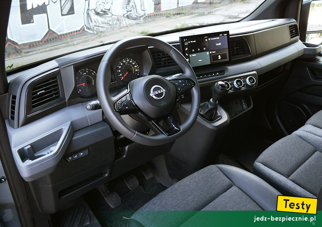 TESTY | Nissan Interstar III L3H2 furgon | kokpit